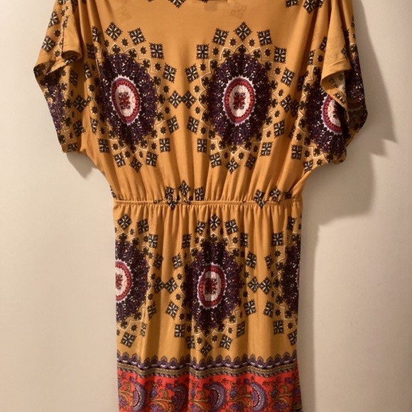 Top - Picture 2 of 5